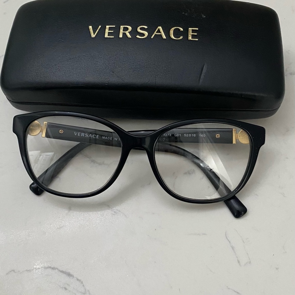 Women’s glasses